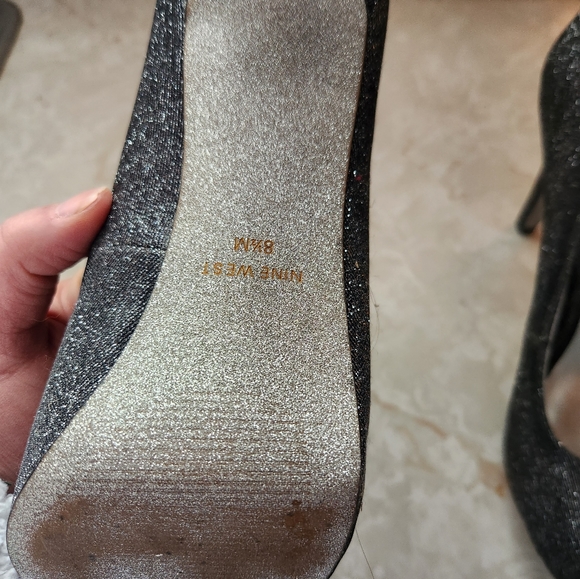 Peep toe heels - Picture 1 of 3